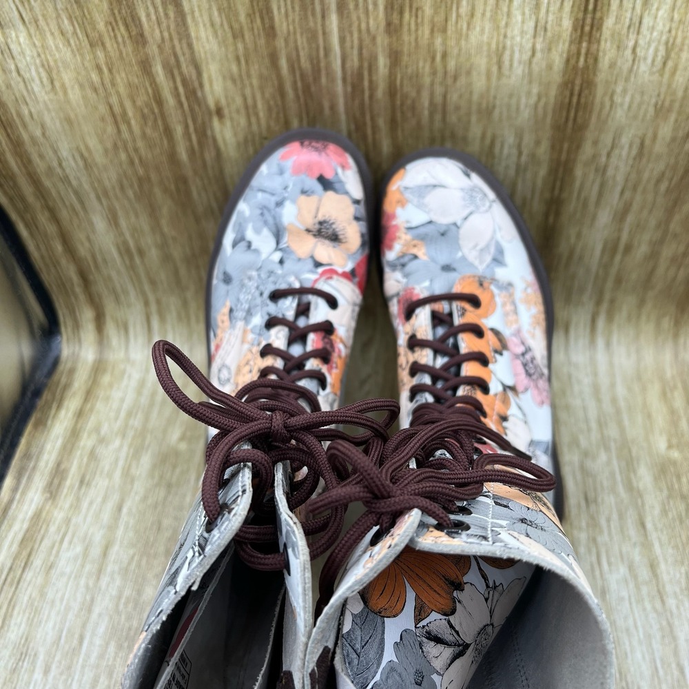 Dr. Martens 1B99 Floral Boots Women's Size 8 White‎ Tall 14-Eye Lace Up Zip - Picture 6 of 9